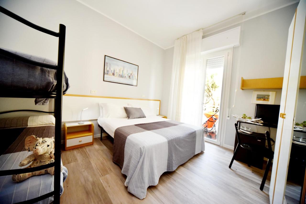 Hotel Mirabella ริชโชเน ภายนอก รูปภาพ