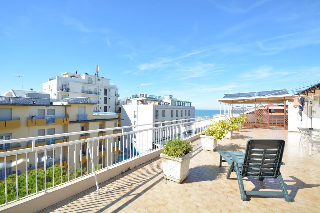 Hotel Mirabella ริชโชเน ภายนอก รูปภาพ