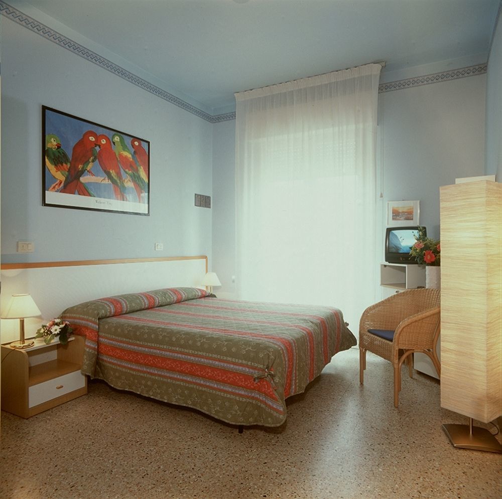 Hotel Mirabella ริชโชเน ภายนอก รูปภาพ