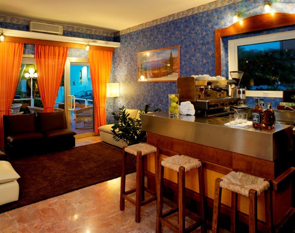 Hotel Mirabella ริชโชเน ภายนอก รูปภาพ
