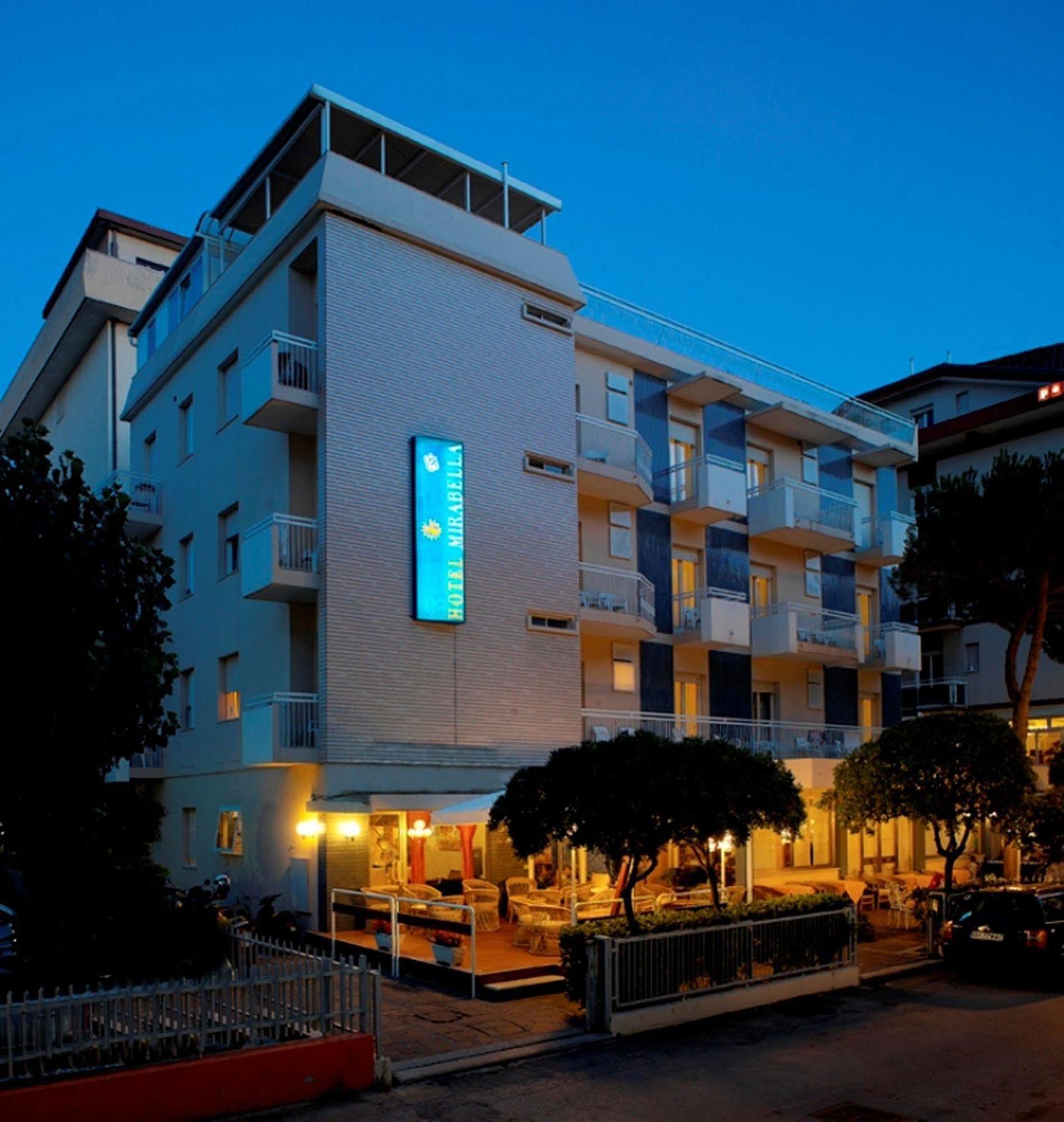 Hotel Mirabella ริชโชเน ภายนอก รูปภาพ